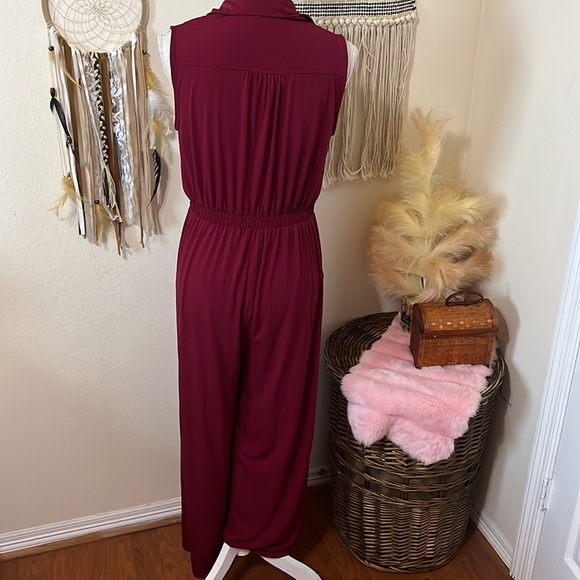Burgundy Rayon Jumpsuit- Romper by G Kollection/ Size Medium - Picture 7 of 9
